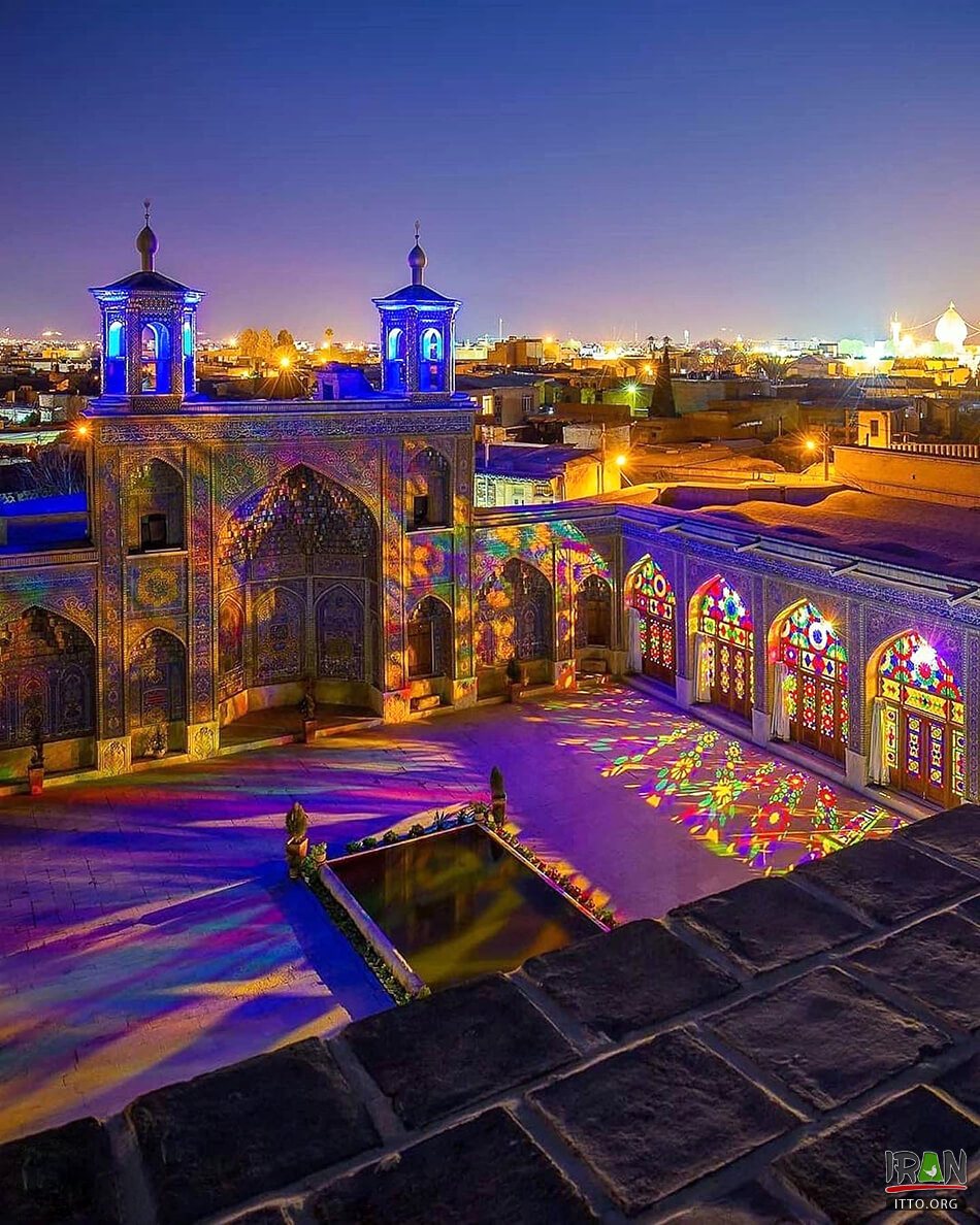 Nasir-Ol Molk Mosque,Pink Mosque,Masjed-e Nasir ol-Molk,Rainbow Mosque,Nasirol Molk Mosque,shiraz mosque,shiraz old mosque,مسجد نصیرملک شیراز,مسجد صورتی,fars province,استان فارس,masjid nasirolmold,مسجد رنگین کمان,masjed soorati,masjed sorati,masjed ranginkaman,masjid rangin kaman,ranginkaman mosque,sorati mosque,دوره قاجار
