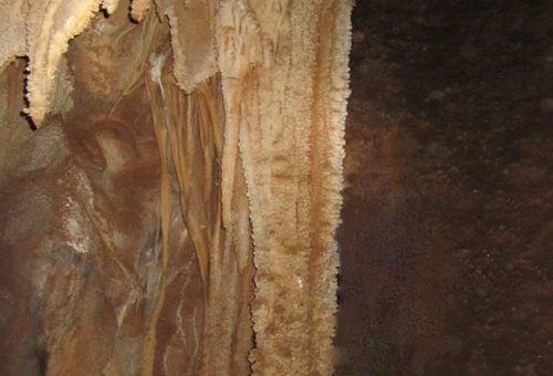 Poostindooz Cave in Shirvan