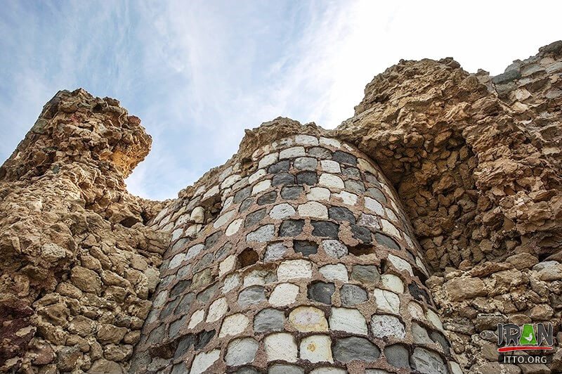 Portugala kastelo,Ghale-ye Porteghaliha,Qeshm Island Portuguese Castle,قلعه پرتقالیها قشم,قلعه پرتغالیها قشم,جزیره قشم,persian gulf,خلیج فارس,hormozgan,hurmozgan,gheshm island,qeshm island,khalij fars,arabian gulf