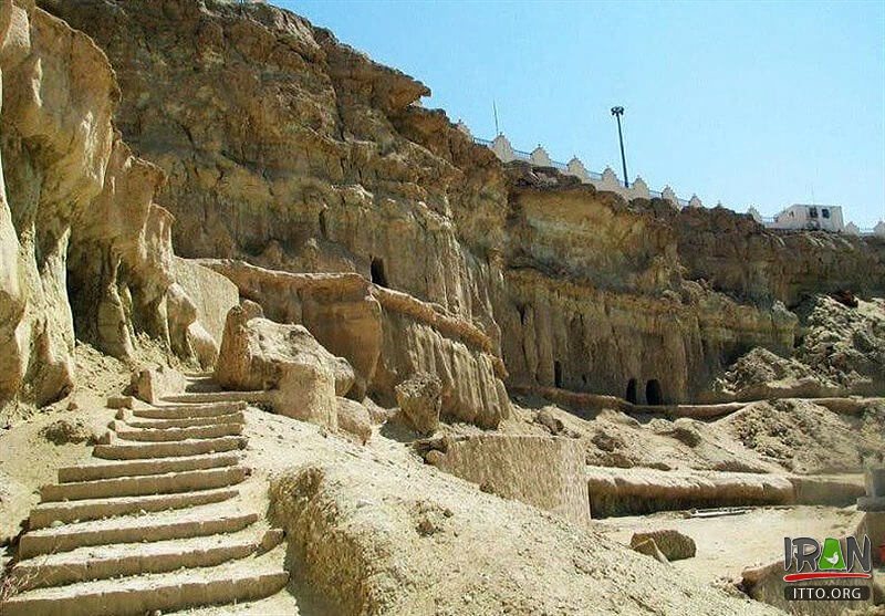 Khorbas Village,Kharbes Cave,Kharbaz Cave,غار خوربس,غار خربس,khoorbas cave,khorbas village,khurbas village,khorbas caves,khourbas cave,kharbas,kharbes
