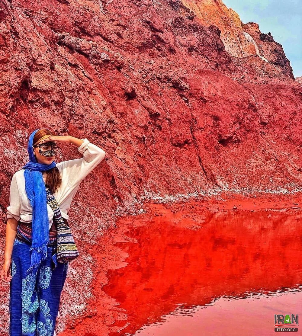 Hormoz Red Beach,Red Beach of Hormoz,ساحل سرخ هرمز,ساحل قرمز هرمز,ساحل جزیره هرمز,سواحل سرخ هرمز,سواحل هرمز,hormuz beach,hormoz beach,hormozgan,persian gulf,هرمزگان,خلیج فارس,hurmouz red beach,hurmuz red beach