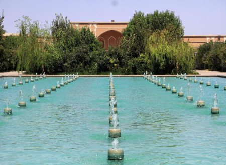 Sadri Garden (Namir) - taft