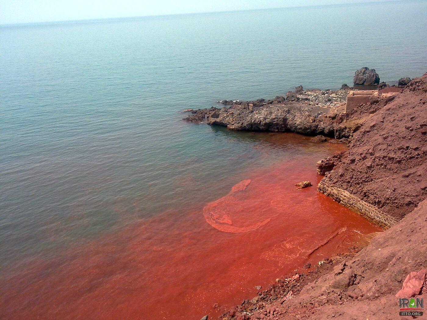 Hormoz Red Beach,Red Beach of Hormoz,ساحل سرخ هرمز,ساحل قرمز هرمز,ساحل جزیره هرمز,سواحل سرخ هرمز,سواحل هرمز,hormuz beach,hormoz beach,hormozgan,persian gulf,هرمزگان,خلیج فارس,hurmouz red beach,hurmuz red beach