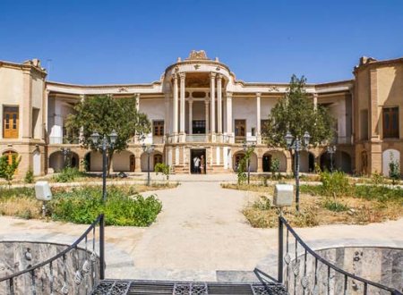 Salar Mohtasham Edifice - Khomeyn