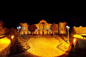 Salar Mohtasham Edifice - Khomeyn