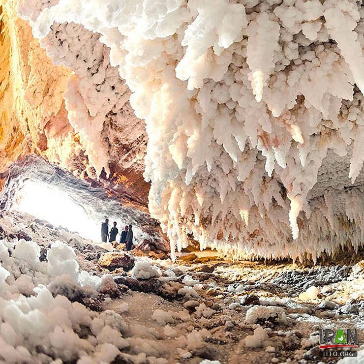 Namak Cave,Ghaar-e Namak,Namakdan Cave,Namakdan Mountain,Namakdan Dome,غار نمک,namakdaan cave,gharenamak,ghar namak,ghaare namak,gheshm,gheshm island,qeshm island,caves,غارنمکدان,غارنمک,قشم,جزیره قشم,خلیج فارس,persian gulf