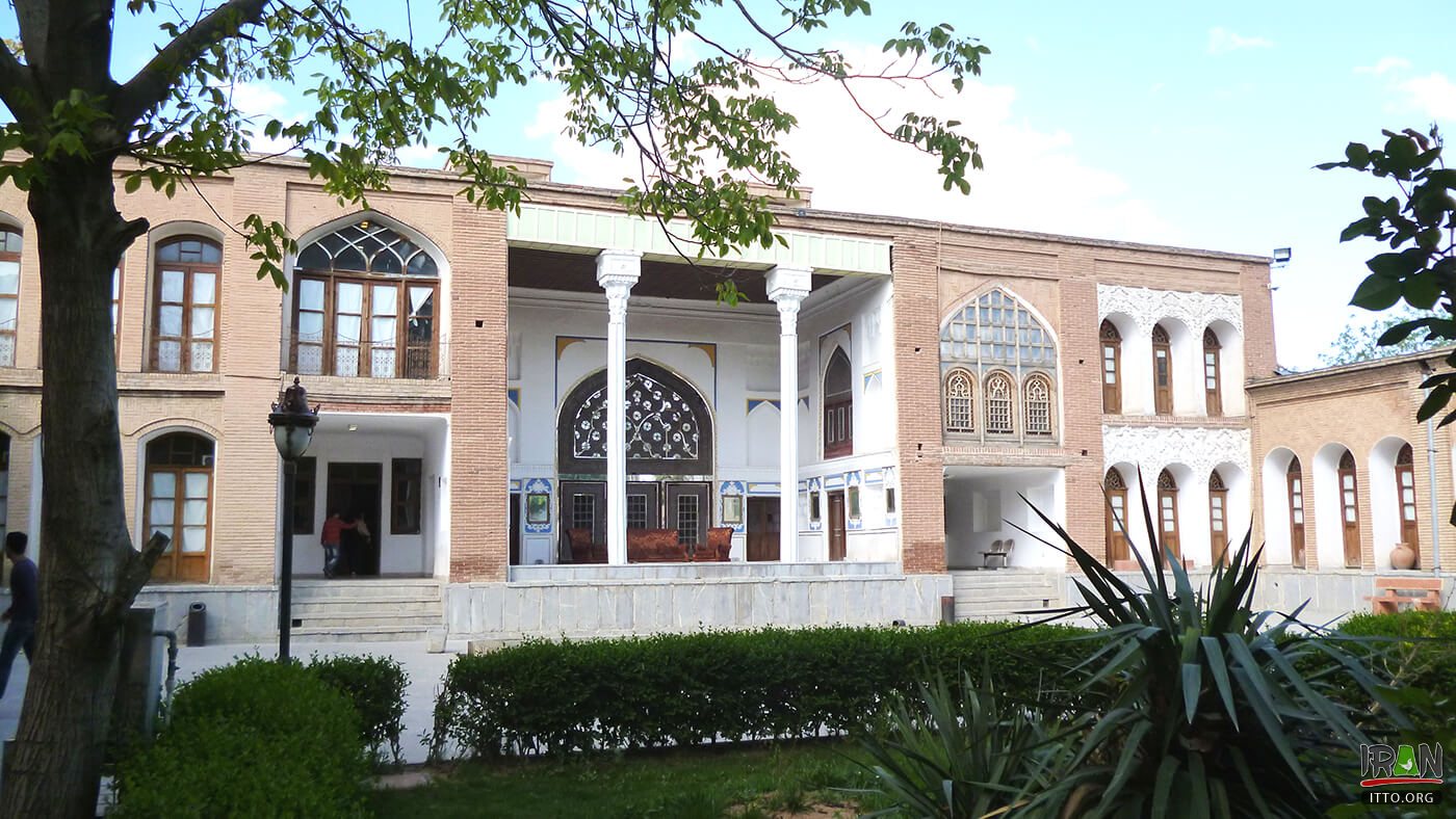 Asef Vaziri Edifice,Asef Vaziri's Mansion,Asef Museum,Sanandaj Anthropology Museum,Kurdish house,House of Kurd,Asef Vaziri Building,Khaneh Kurd,kord house,kurd house,kord mansion,kurd mansion,خانه وزیری,عمارت وزیری,خانه کرد,خانه کردی,sanandaj house,sanandaj museum,اقوام کرد,کردستان ایران,kordestan,kordistan,kurdistan,مردم کرد,kurdish people,kordish people,موزه مردم شناسی کردستان,Anthropology Museum,موزه مردم‌شناسی مناطق کردنشین,مکتب خانه,نگارخانه,صنایع دستی کردستان,kurdish handicrafts,khaneye kurd,khane kurd