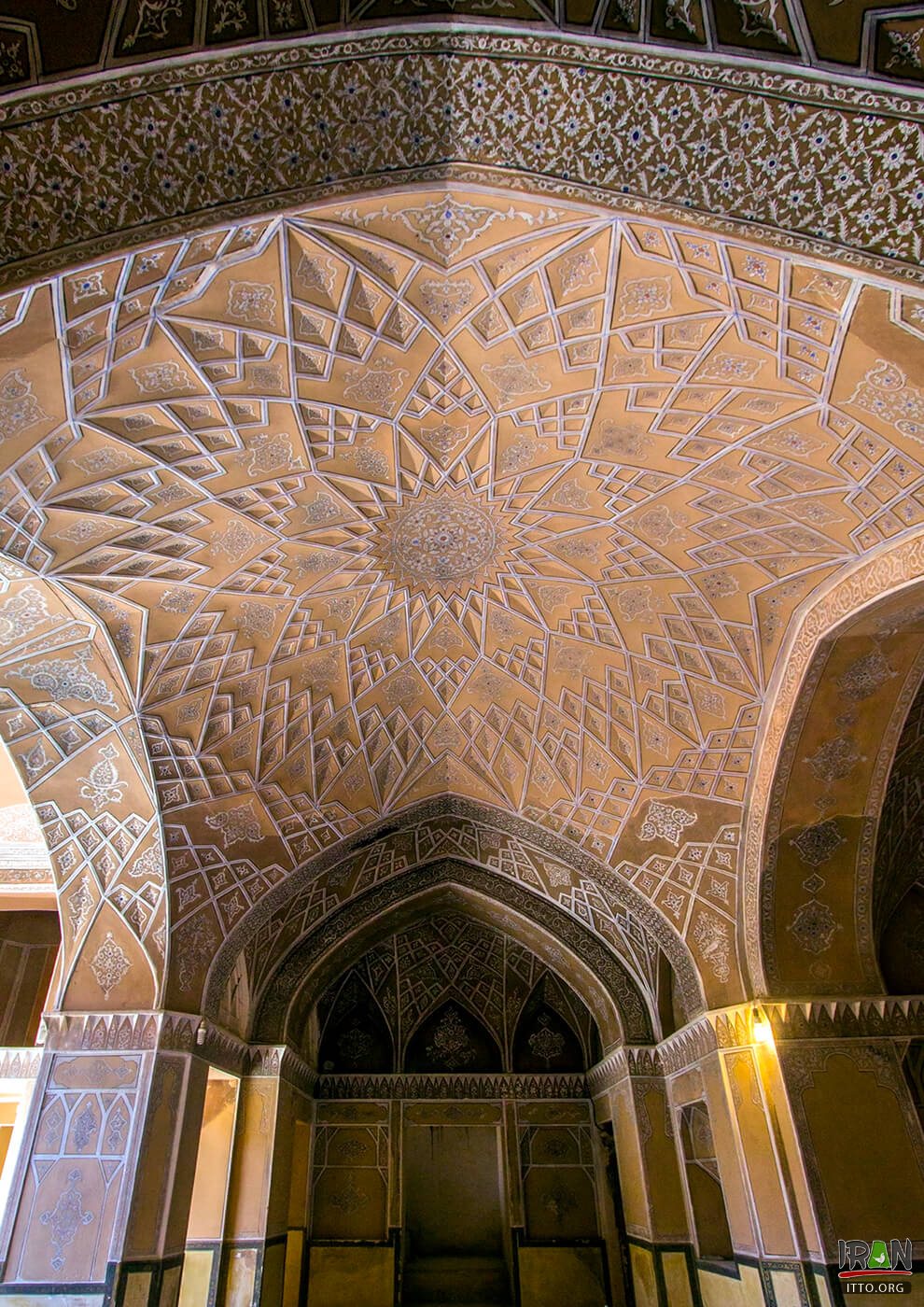 Ameris' historical house,Ameri House,Saraye Ameriha Boutique Hotel,Khaneh Amerian,خانه تاریخی کاشان,ameri historic house,isfahan province,استان اصفهان,kashon,kashun,kashaan,کاشون,sarayeameri,ameriha house,ameriha,ameris mansion,ameri house,traditional house in kashan,kashan traditional houses,خانه عامرین