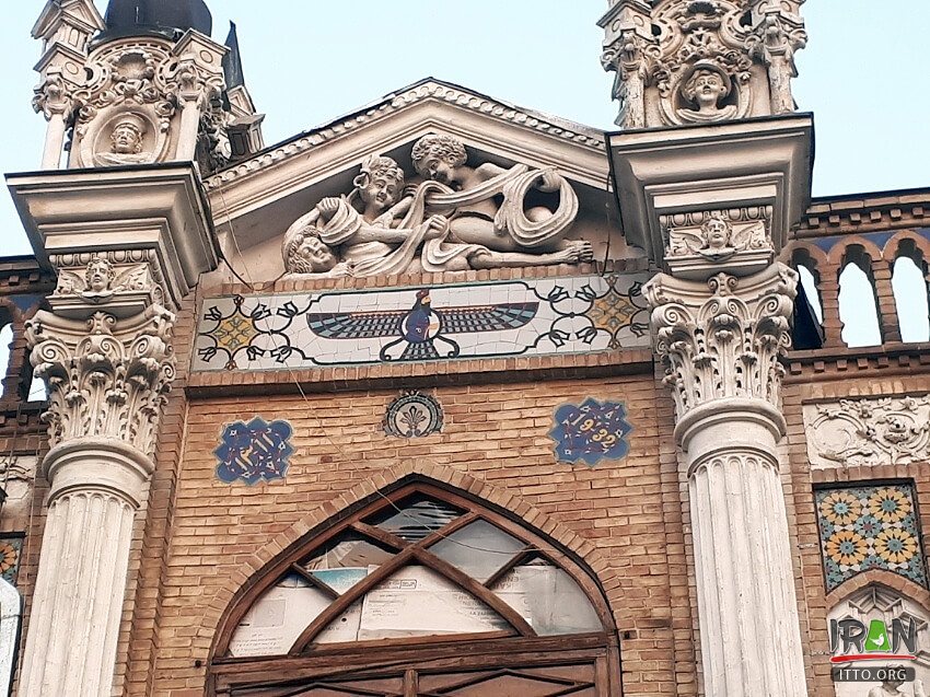 Roshan Passage,Saray-e Rowshan,سرای روشن تهران,خیابان ناصرخسرو تهران,naser khosro street,tehran nasserkhosro,naserkhosro st,کوچه مروی تهران