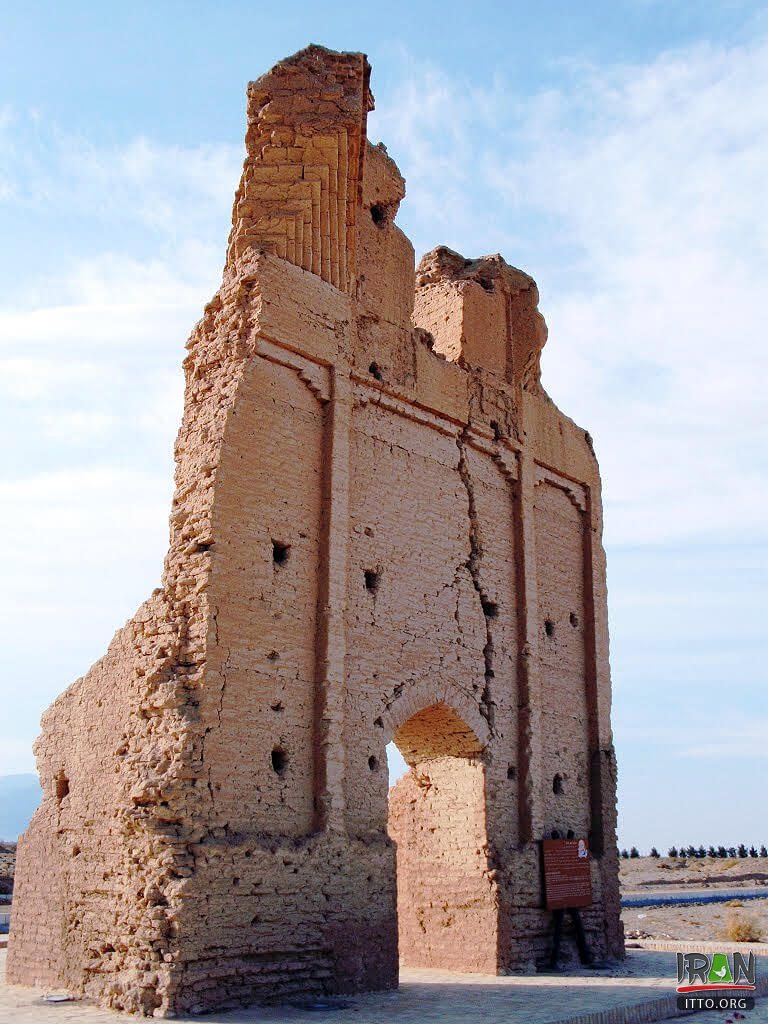 Saryazd Farafar Gate,Darvazeh Farafar,Yazd Gateway,شهر قدیمی یزد, دروازه فرفر,farafar old city,farafar yazd,sariazd,دروازه یزد,یزد کهن,yazd old city,فرافتر,faraftar,isatis,eisatis,ایساتیس