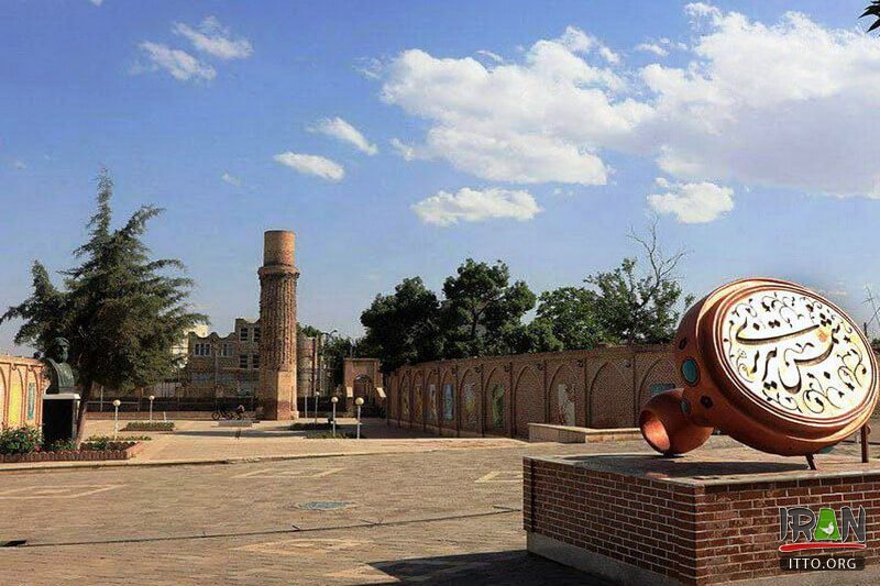 Shams Tabrizi shrine,Tomb of Shams-e Tabrizi,Tabrizi Tower,مقبره شمس تبریزی,آرامگاه شمس تبریزیومناره شمس تبریزی,shamsetabrizi,shams tabrizi,maghbare shams,Shams Tabrizi tomb in Khoy,khoi,خوی,azarbaijan,azerbaijan,آذربایجان غربی,mevlana,molana,meulana,molavi,sufism,poet,poem,دیوان شمس,مولانا جلال الدین بلخی,قونیه,ترکیه,turkey,konya,hazrat molana,حضرت مولانا,مقبره مولانا