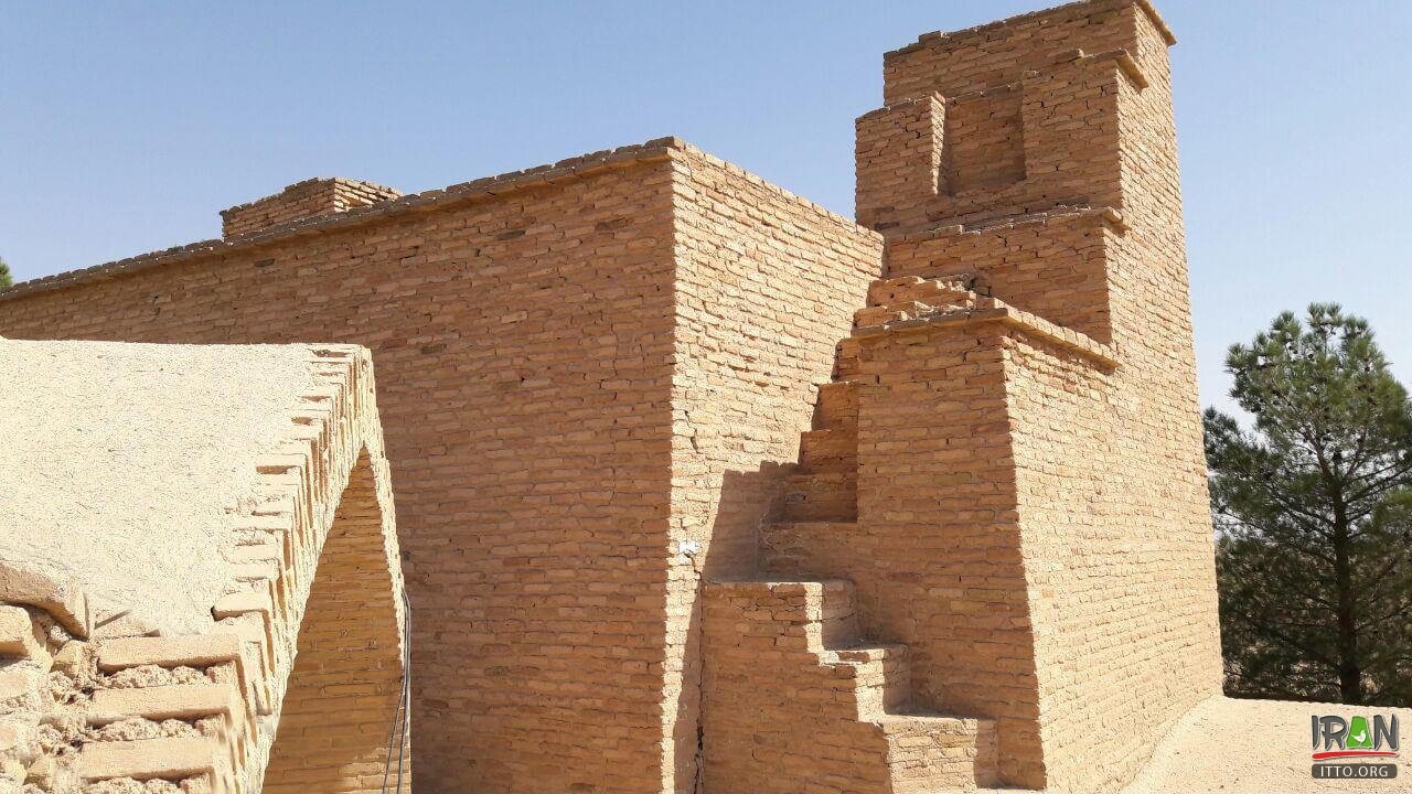 Sheikh Alaoddoleh Semnani Tomb,Ala ud-Daula Simnani mausoleum,alaodoleh semnani,sheikh alaodoleh simnani,tomb of alodoleh semnani,آرامگاه علاالدوله سمنانی,soofiabad,soufiabad,sufi abad,صوفی آباد,خانقاه,khanghah,khanqah,khaneghah,khaneqah,tomb of Sheikh,Alaoddoleh Semnani Sofiabad