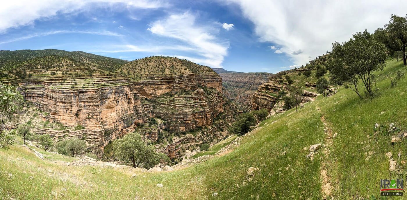 Tangeh Shirz,Shirz Valley,Tangeye Shirz (Farzi),Shiraz Valley Geopark,تنگه شیرز,دره شیرز,sheerz,shirez,shiriz,lorestan,استان لرستان