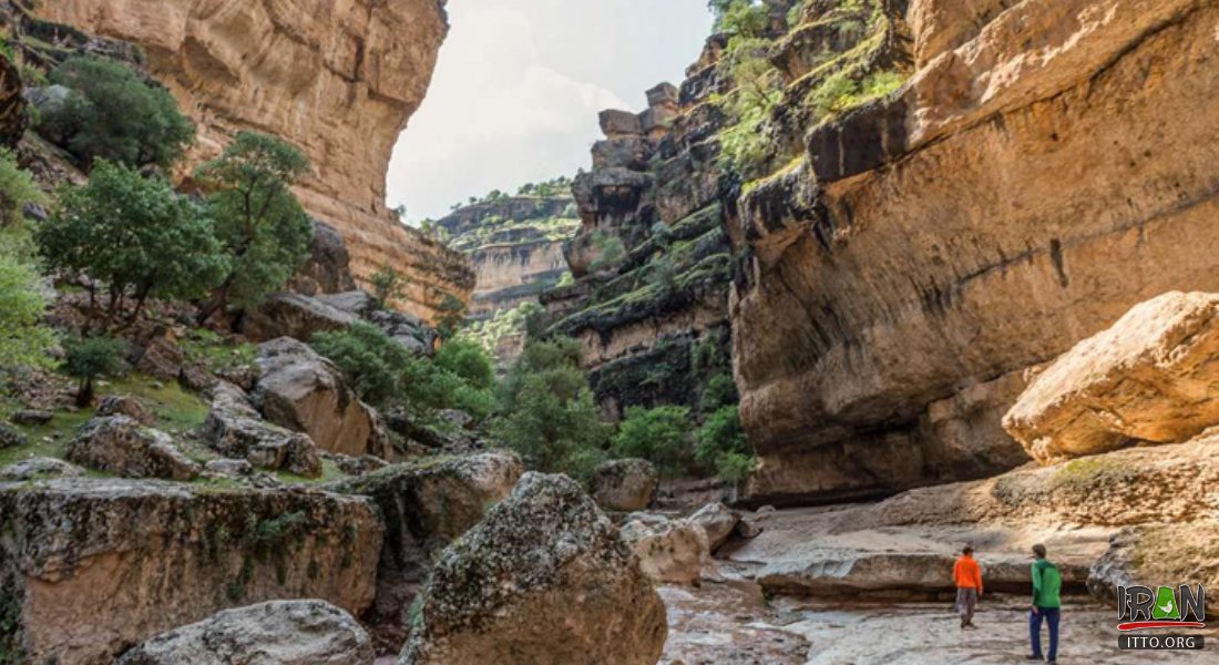 Shirz Canyon - Koohdasht