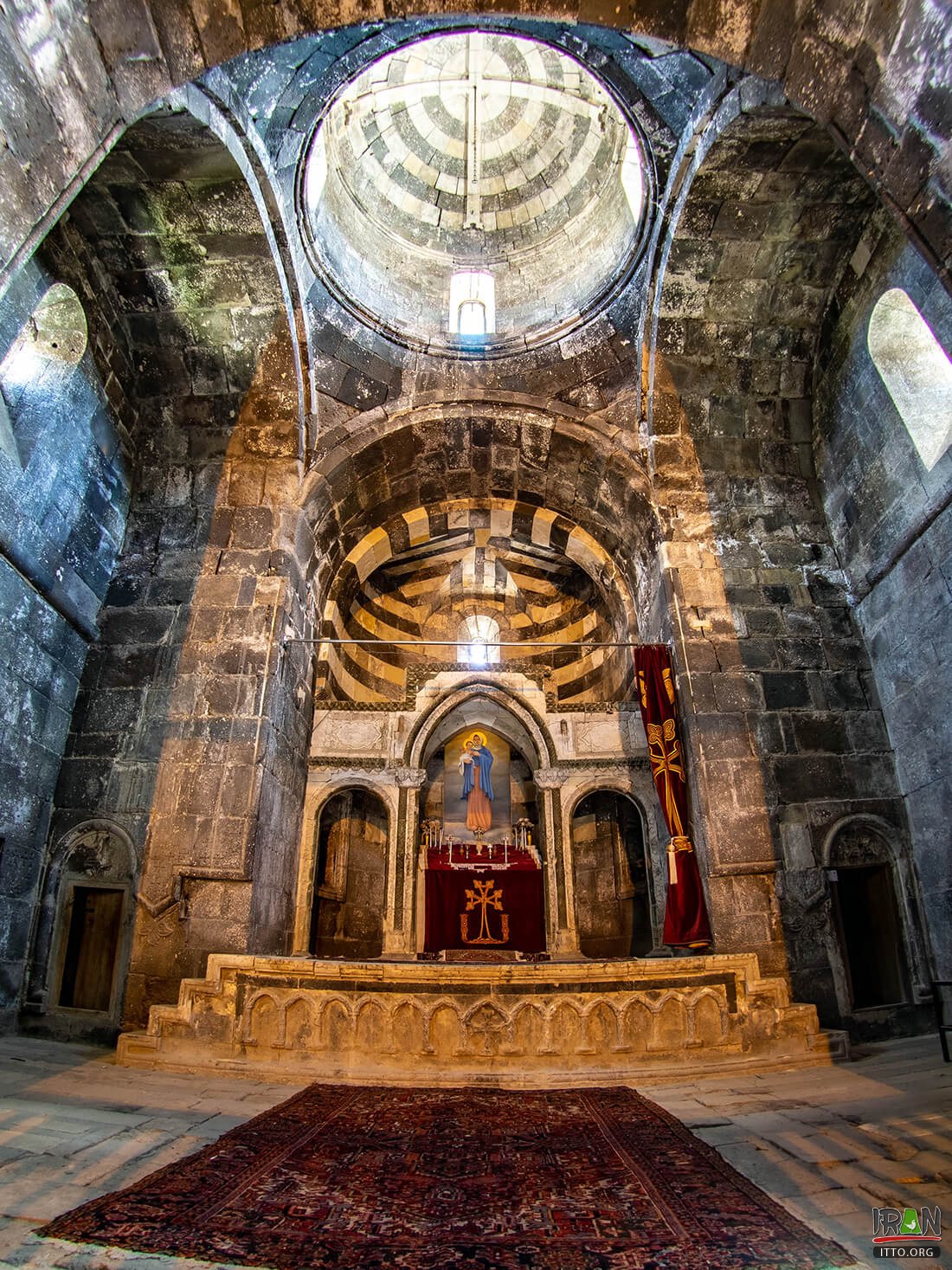 Ábside del siglo VII de la Iglesia de San Tadeo Aremenia· Crédito Iran Tourism and Touring Organization