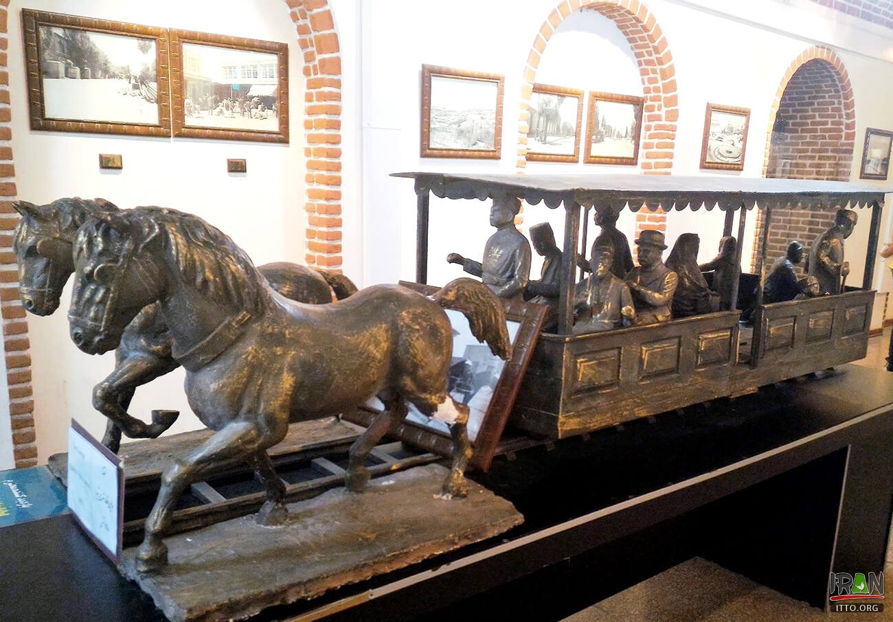 Sa'at Tower,Meydan-e Sa'at,Kakh-e Shahrdari-e Tabriz,municipality museum of Tabriz,Shahrdari Square,Meydan-e saat tabriz,tabriz Square,میدان شهرداری تبریز,meydane sat tabriz,tabriz Municipality,tabriz Square,میدان ساعت تبریز,عمارت شهرداری تبریز,shahrdari square,موزه شهرداری تبریز