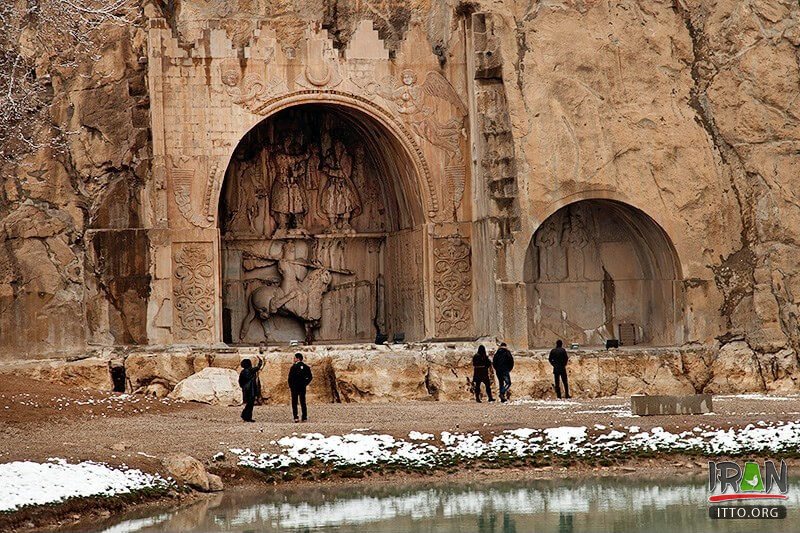Taq-e Bostan,Tagh Bostan,Arch of the Garden,Taq-e-Bostan Engraving,تاق بستان,طاق بستان,taghebostan,taqebostan,taagh bostan,tagh-e bostan,taqe bostan,taghe bustan,taghe bustan,taaghe bustan,taaqe bostan,taaghebostan,taaqebostan,taaqebustan,kermanshah,kermanshaah,کرمانشاه,میترا,اهورامزدا,ahoramazda,ahuramazda,ardeshir,خسروپرویز,khosroparviz,sassanian,khosro parviz,کتیبه,سنگ نگاره,سنگ نوشته,ساسانیان,فتحعلی شاه,قاجار,کتیبه پهلوی,pahlavi inscription,pahlavi rock relief