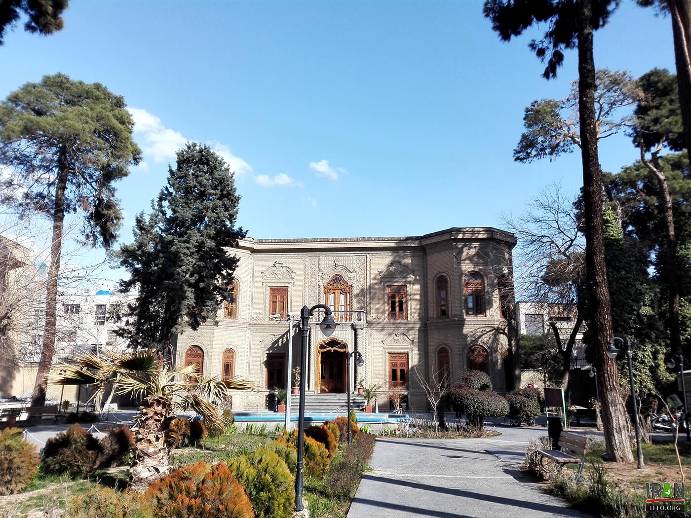 The Glassware and Ceramic Museum of Iran,Muze-ye Abgineh va Sofalineh-ye Iran,abgyneh museum,ceramic museum,glass museum,glass work,ceramic work,موزه آبگینه,موزه سفالینه,موزه آبگینه تهران,Ghavam Al Saltaneh,قوام السلطنه,qavam,qavam saltaneh,قوام سلطنه,تهران,طهران,teheran museum,ahmad ghavam,ahmad qavam,احمد قوام,Si-e Tir St.,sietir street,sietir st,خیابان سی تیر,siehtir,si tir,sie tir