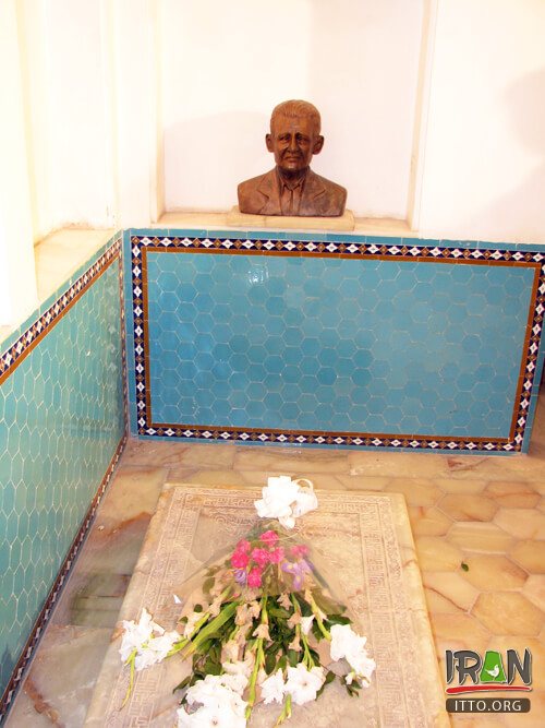 Haj Kazem Rasoolian House,Faculty of Architecture and Urban Planning of Yazd University,Rasoulian house in Yazd,خانه تاریخی رسولیان یزد,خانه رسولیان,yazd,hajkazim rasolian,haj kazem rasolian house,دانشکده معماری و شهرسازی,دانشگاه معماری یزد,yazd university,yazd architecture,yazr architect school,yazd architect university,Qajari House,خانه قجری,خانه قاجاری,qajar era,مقبره دکتر پیرنیا,dr.pirnia,دکترپیرنیا,house of rasolian