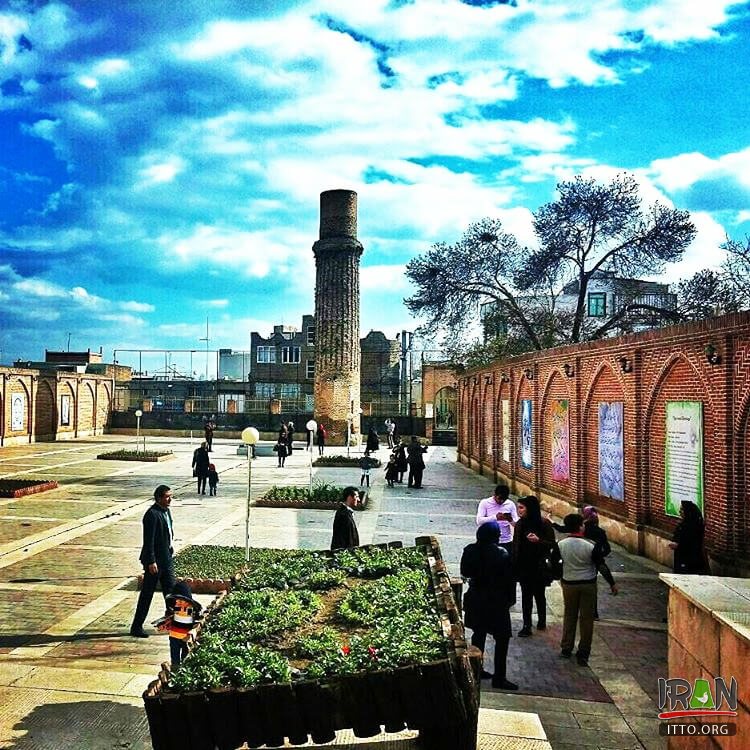 Shams Tabrizi shrine,Tomb of Shams-e Tabrizi,Tabrizi Tower,مقبره شمس تبریزی,آرامگاه شمس تبریزیومناره شمس تبریزی,shamsetabrizi,shams tabrizi,maghbare shams,Shams Tabrizi tomb in Khoy,khoi,خوی,azarbaijan,azerbaijan,آذربایجان غربی,mevlana,molana,meulana,molavi,sufism,poet,poem,دیوان شمس,مولانا جلال الدین بلخی,قونیه,ترکیه,turkey,konya,hazrat molana,حضرت مولانا,مقبره مولانا