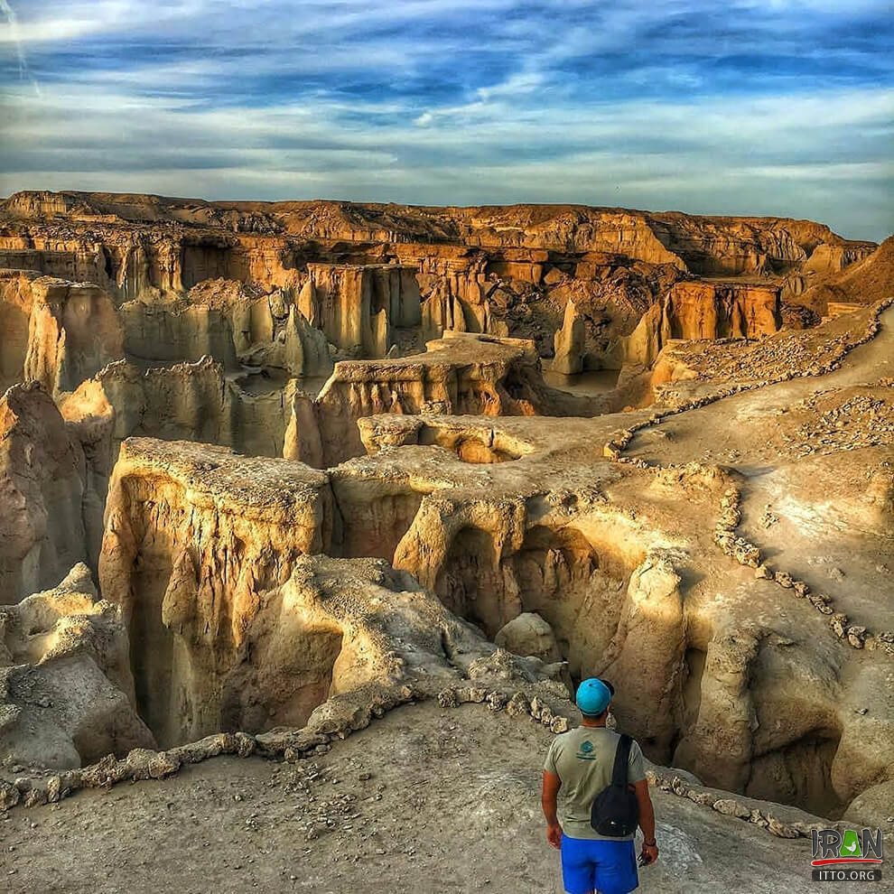 Gheshm Stars Valley,Darre-ye Setaregan,Qeshm Stars Valley,Borka Khalaf Valley,دره ستاره,دره ستارگان قشم,دره جنی,dareh setaregan,darreye setaregan,جزیره قشم,qeshm island,gheshm island,دره ستاره ها,stars valley,valley stars gheshm,persian gulf,خلیج فارس