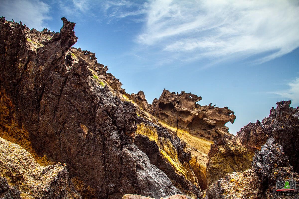 Valley of the Statues,Hormuz Statues Valley,Tandis Valley,Darreh-e Tandis-ha,Darre-e Mojasameha,Valley of Sculptures,Valley of Imagination,دره تندیسها,دره مجسمه ها,هرمز,خلیج فارس,جزیره هرمز,تنگه هرمز,هرمزگان,hormozgan,hormoz,hormuz,hormuzgan,hormoz island,hormuz island,persian gulf,tandis,mojasameha,tandis valley,Valley of Sculptures