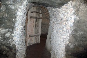 Vaziri Caved Museum - Lavasan