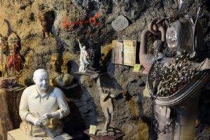 Vaziri Caved Museum - Lavasan