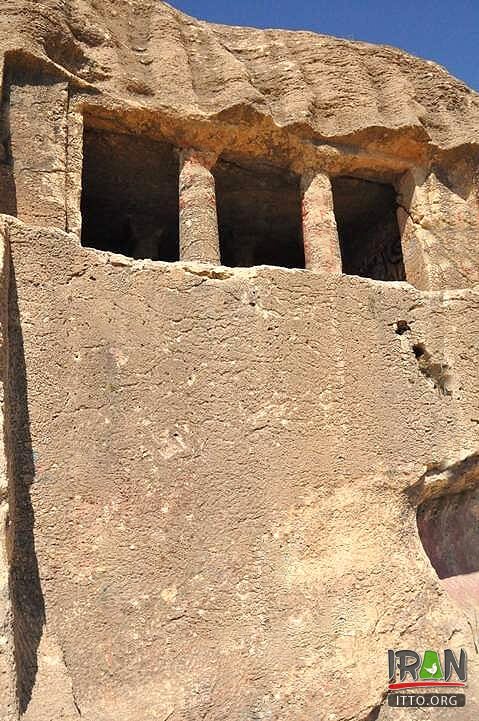 Faghragha,Faqerqa Cave,Fakhrigah Silent Tower,فخریگاه, فخریکا, فقره قا, فقره گاه,faghrigah,fakhregah,faghrgah,faghregah,دخمه فخریگاه,گور دخمه فقرقا مهاباد,mahabad,دوران مادها,Medes,فرورتیش,faratis,diako,diaco,فراورتیش,faravartis,faravartish,faravartihs,اگریقاش,farahgah,فرهگه,ایران باستان,تمدن ما,medes king,ایندرقاش,Eyriqash,Eqriqash,eghrighash,egrighash,eghrighash,Egriqash,mokrian,mokreian,mokryan,مکریان,West Azerbaijan,آذربایجان غربی,مه آباد,mehabad,mah abad,ghom ghaleh,qomqaleh,gom galeh