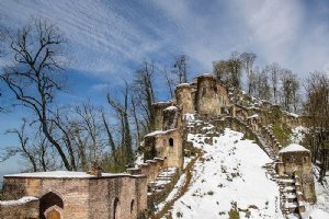 Rudkhan Castle (Ghaleh Roodkhan) near Fooman