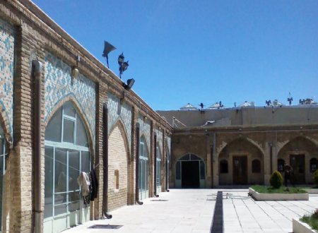 Chehel Sotoun Mosque - Zanjan