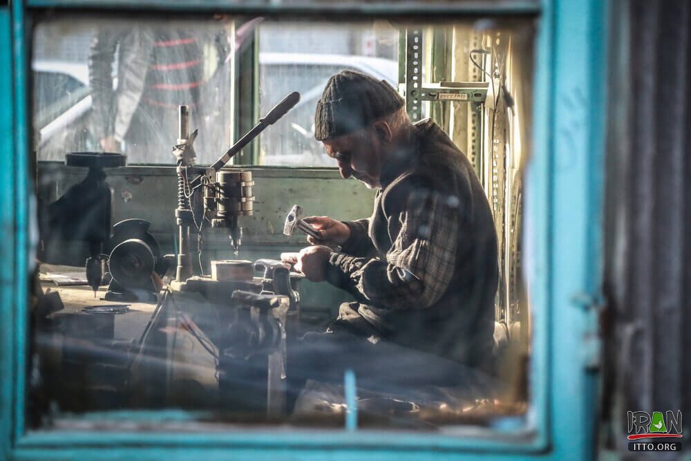 Zanjan Province Handicrafts,Zanjan Souvenirs,صنایع دستی زنجان,zanjan handicrafts,zanjan souvenirs,هنر زنجان,چاقوی زنجان,zanjan knife,malilehkari,malileh kari,chaough,charogh,charok,charoq,چاروق,چارق